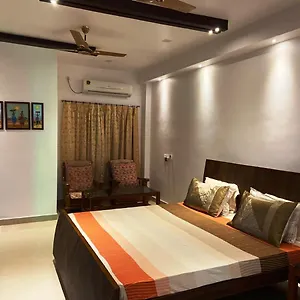 Guest house The Sunaina