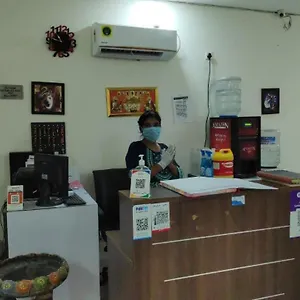 Hotel Oyo 65118 Vatika